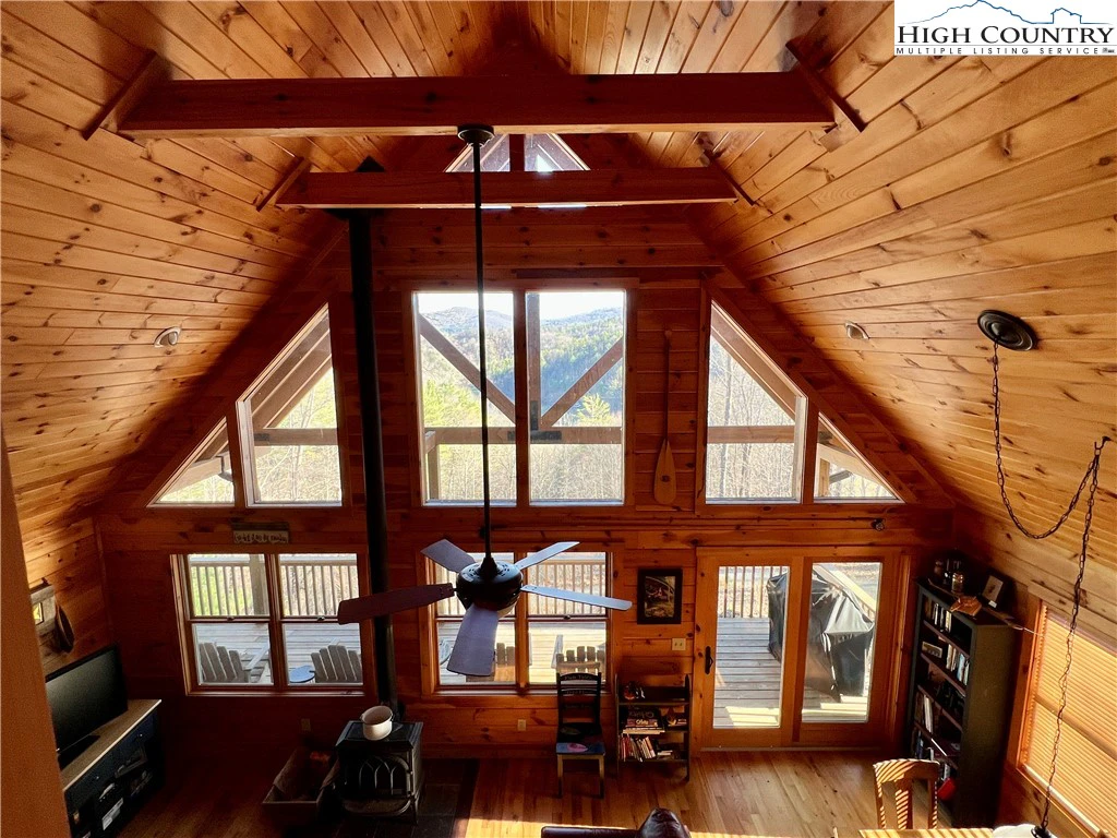 Image number 8 for the current listing