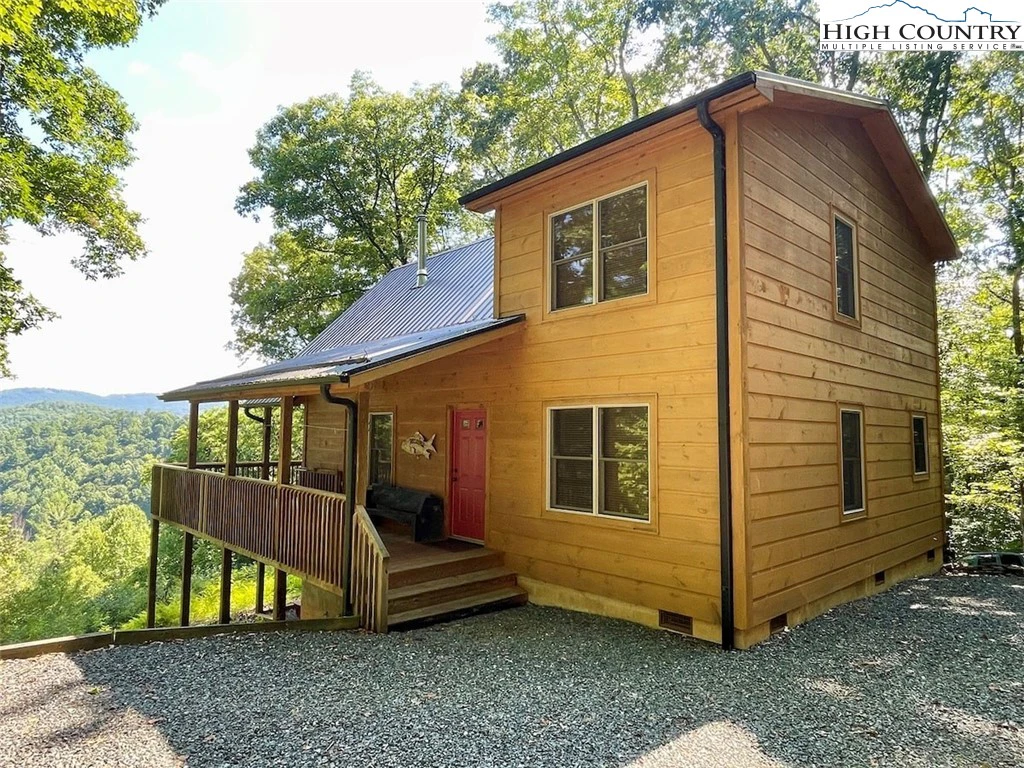 Image number 1 for the current listing