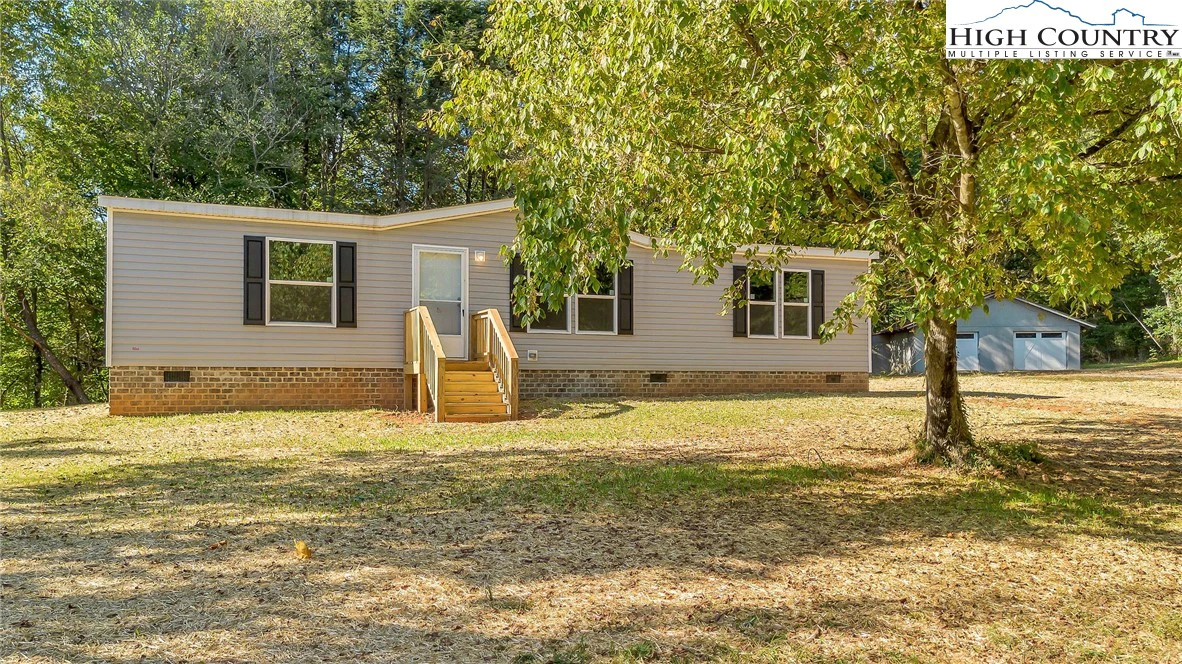 Image number 1 for the current listing