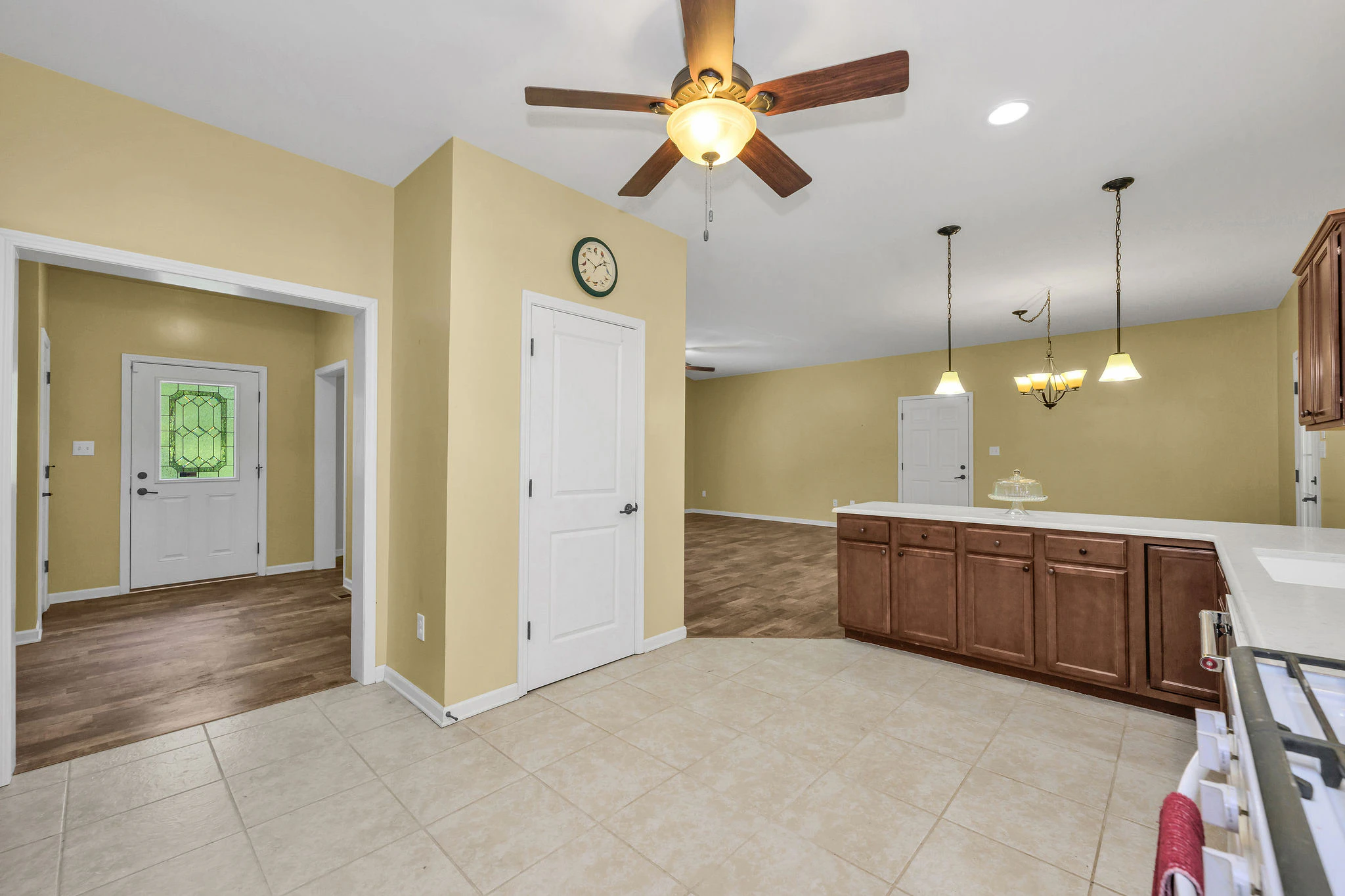 Image number 11 for the current listing