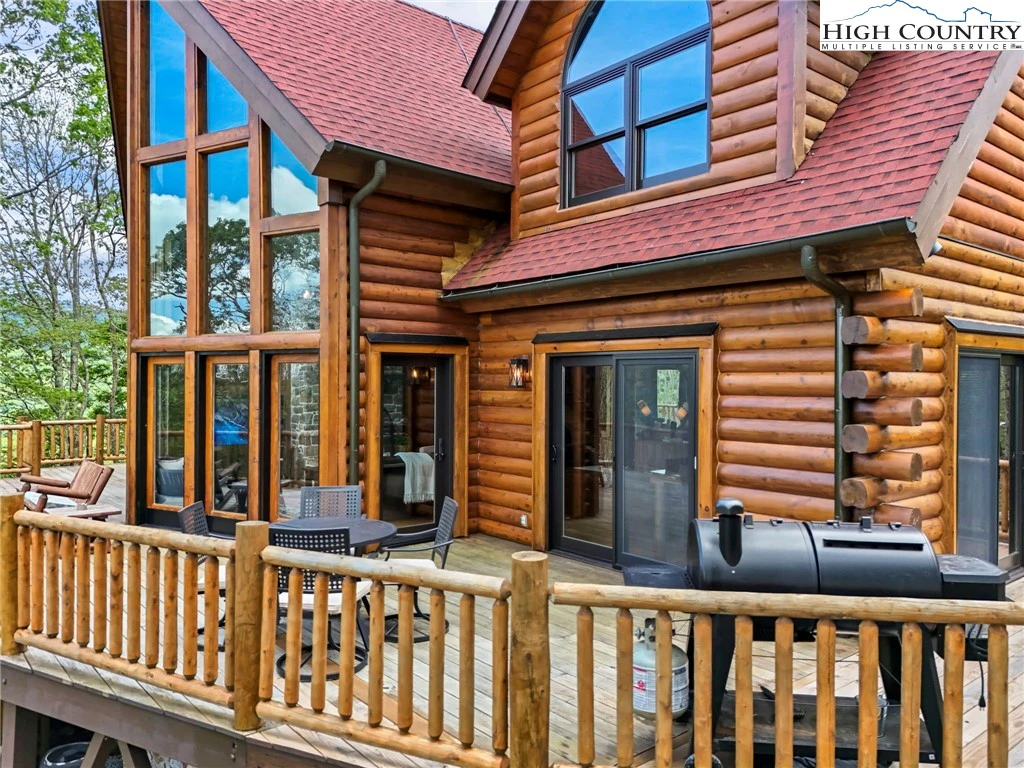 Image number 12 for the current listing
