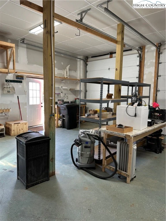 Image number 7 for the current listing