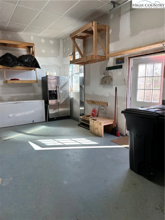 Image number 2 for the current listing