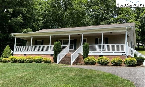 Image number 1 for the current listing