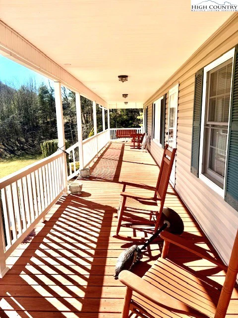Image number 20 for the current listing