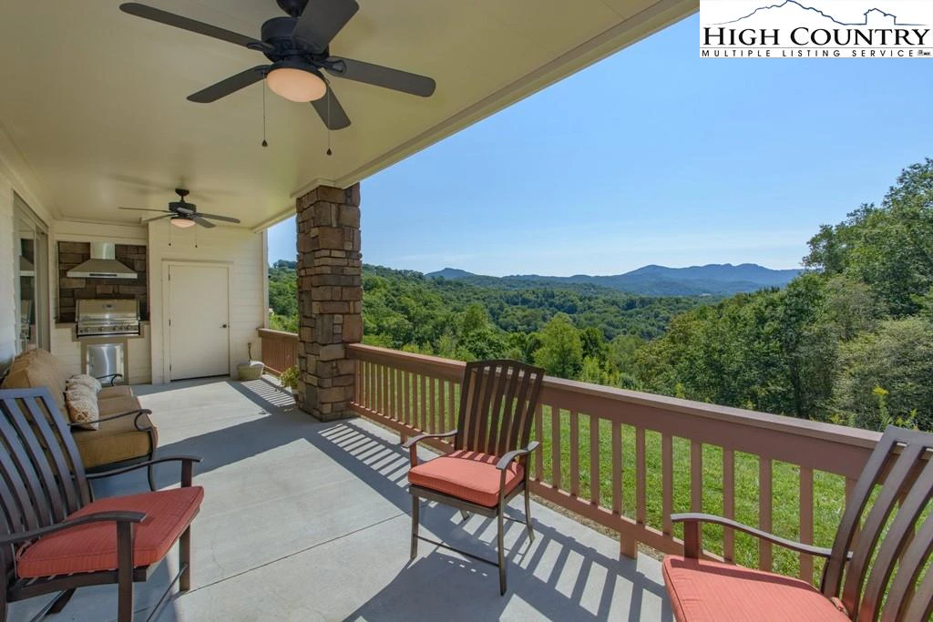 Image number 20 for the current listing