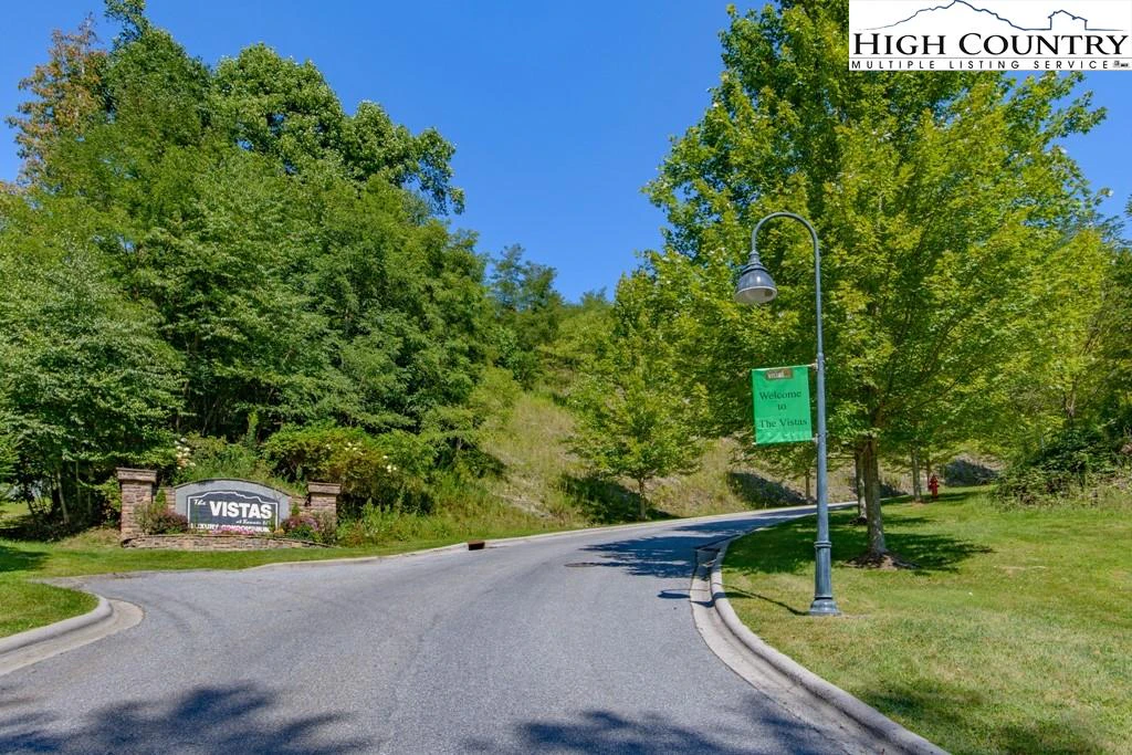 Image number 3 for the current listing