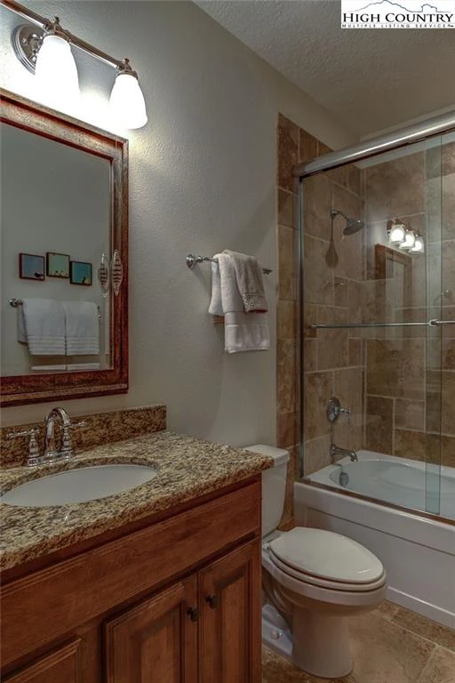 Image number 3 for the current listing