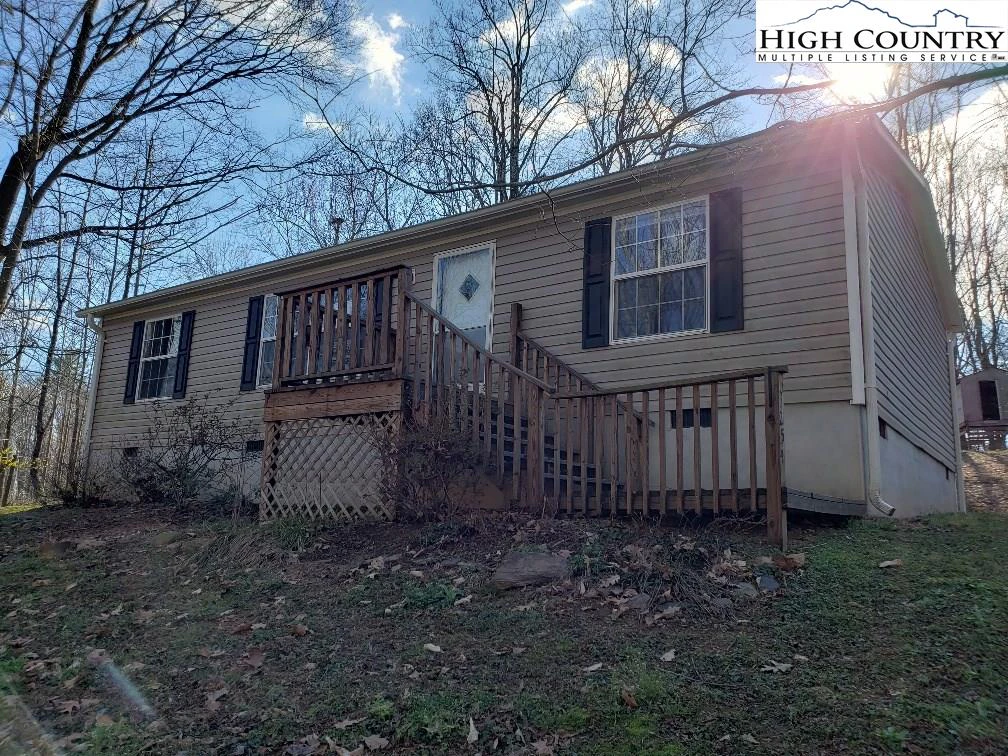 Image number 1 for the current listing