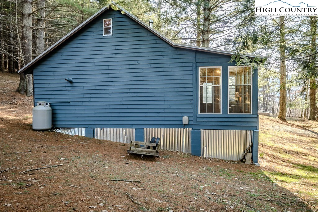 Image number 5 for the current listing