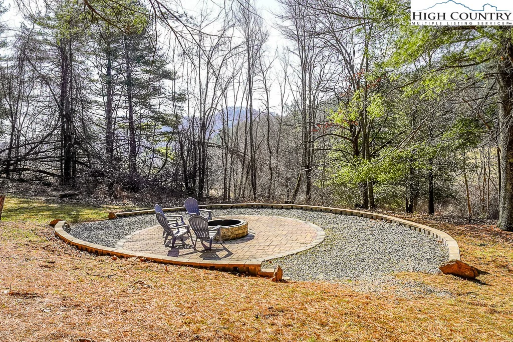 Image number 8 for the current listing