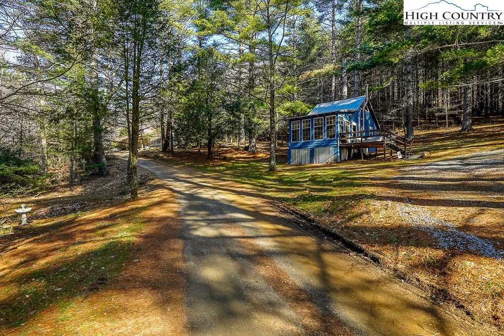 Image number 10 for the current listing