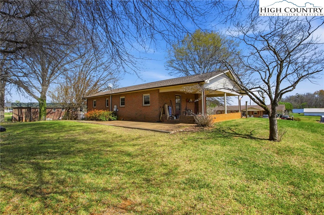 Image number 8 for the current listing