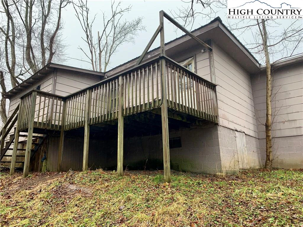 Image number 12 for the current listing
