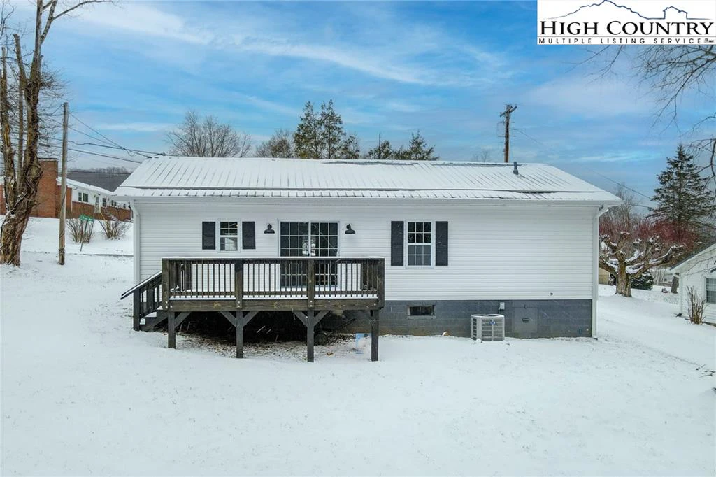 Image number 4 for the current listing