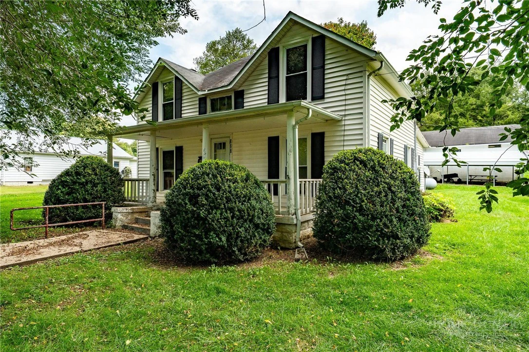 Image number 13 for the current listing