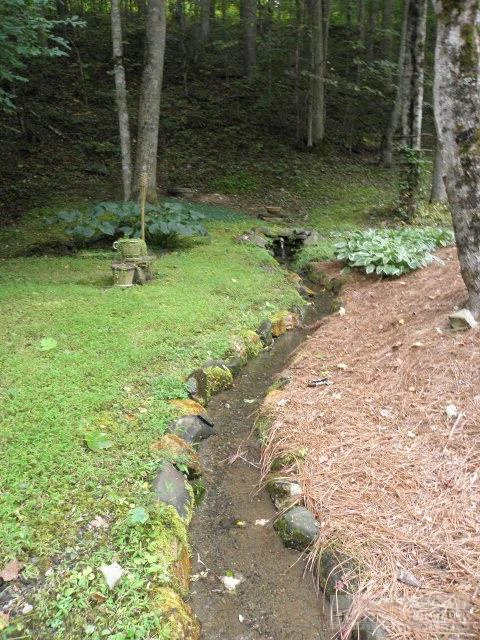 Image number 9 for the current listing