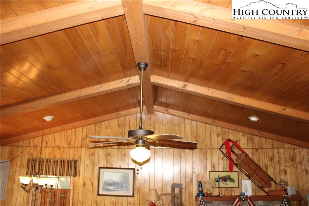 Image number 10 for the current listing
