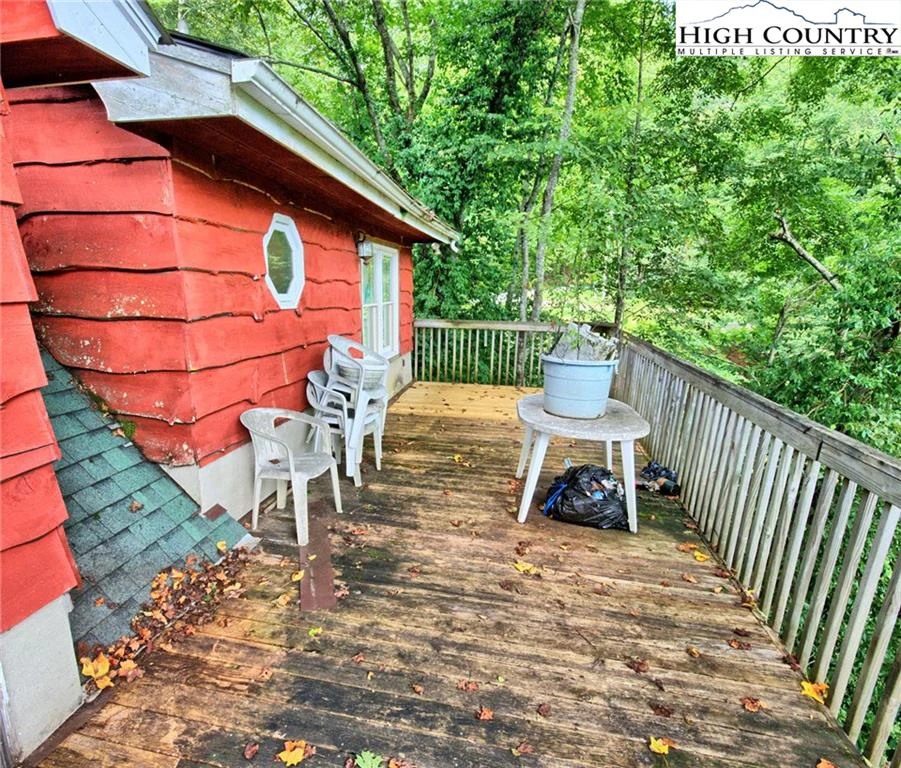 Image number 6 for the current listing