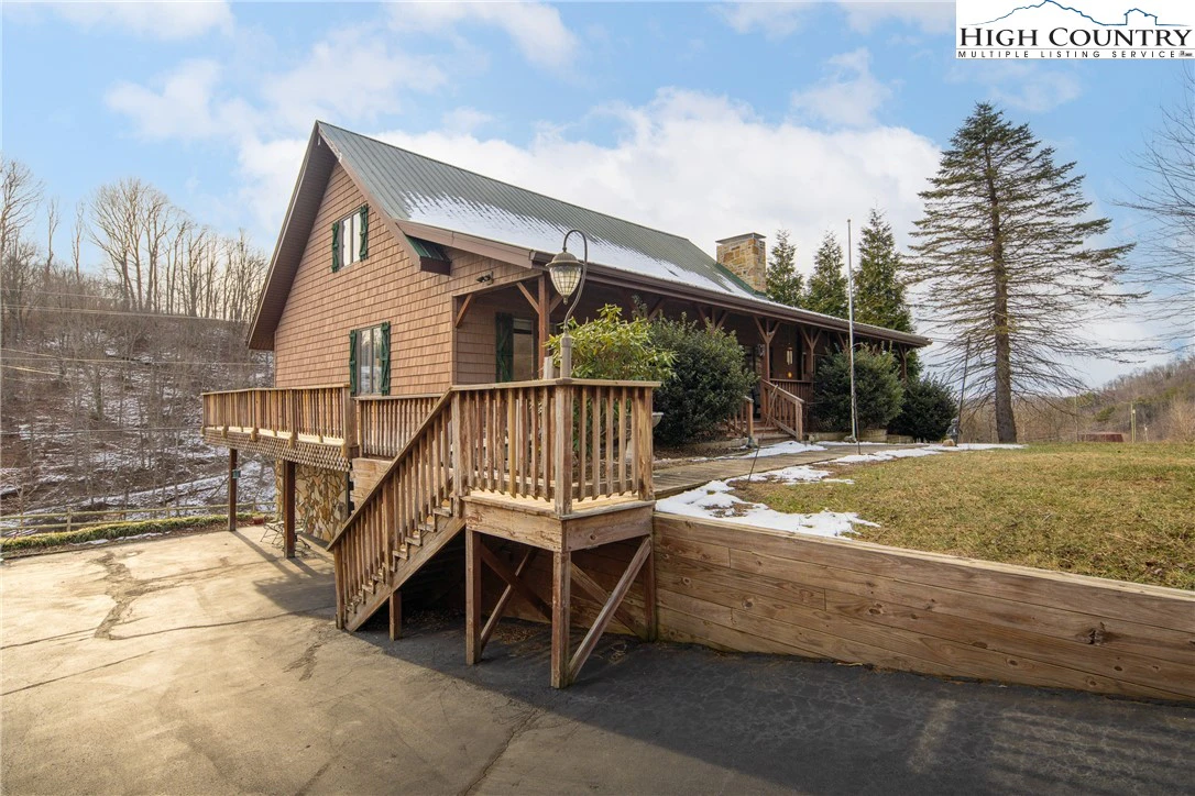 Image number 21 for the current listing