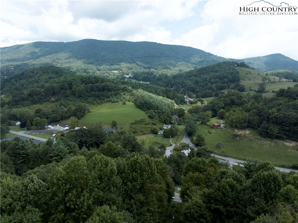 Image number 16 for the current listing
