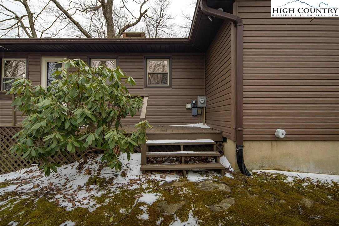 Image number 6 for the current listing
