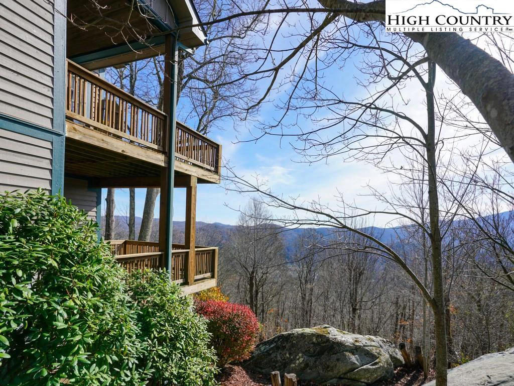 Image number 20 for the current listing