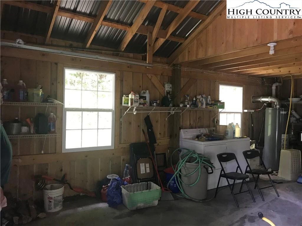 Image number 6 for the current listing