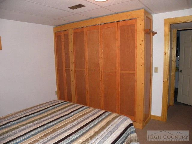 Image number 12 for the current listing