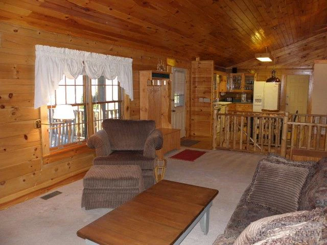 Image number 15 for the current listing