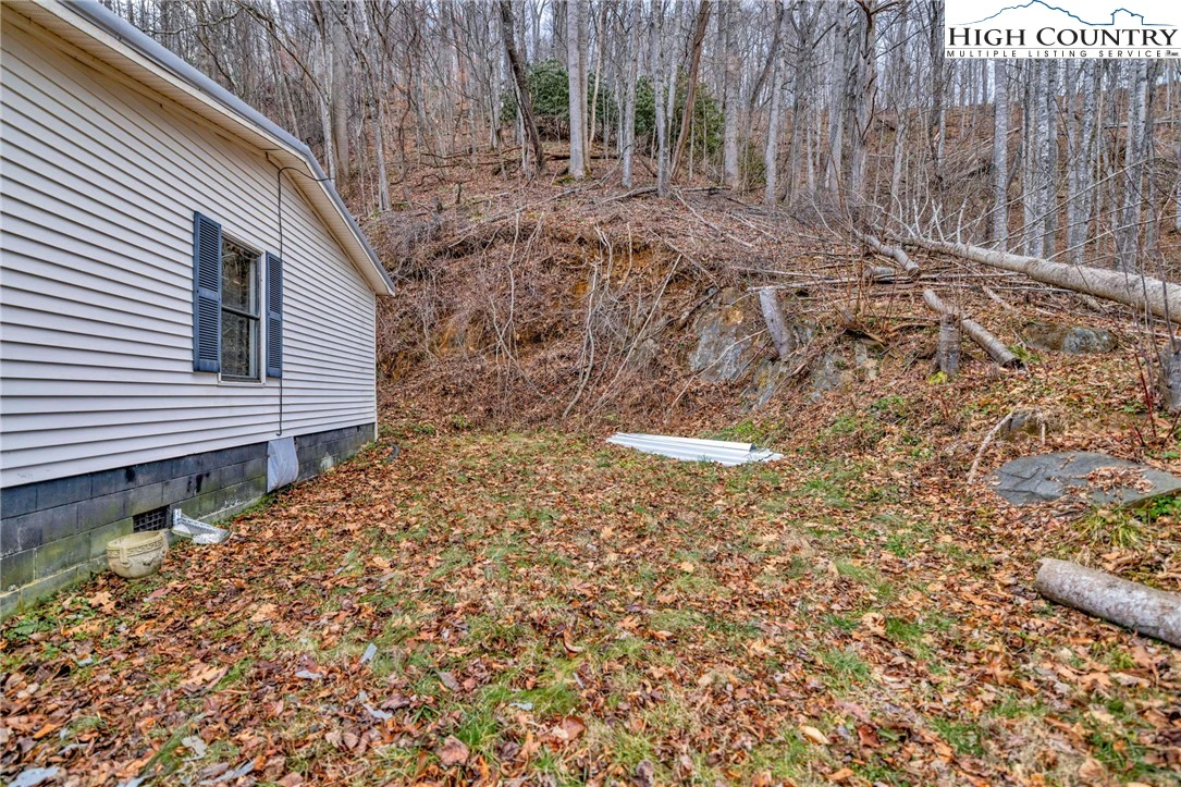Image number 4 for the current listing