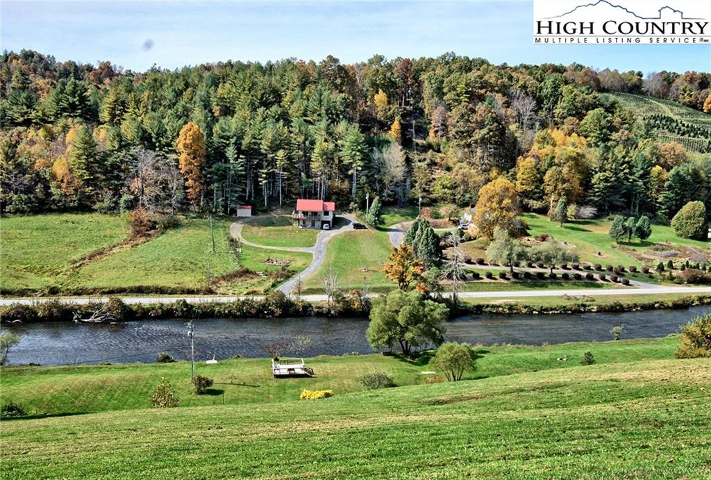 Image number 1 for the current listing
