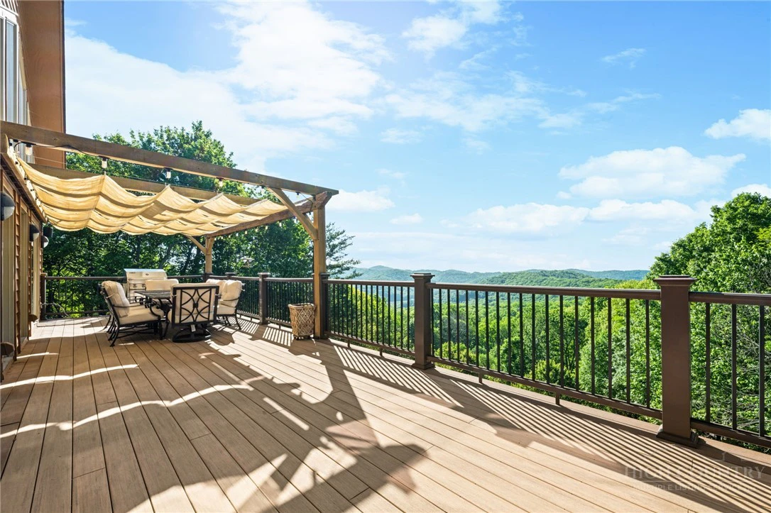 Image number 6 for the current listing