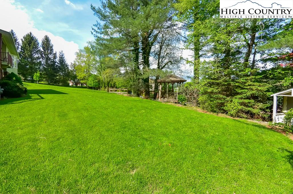 Image number 10 for the current listing