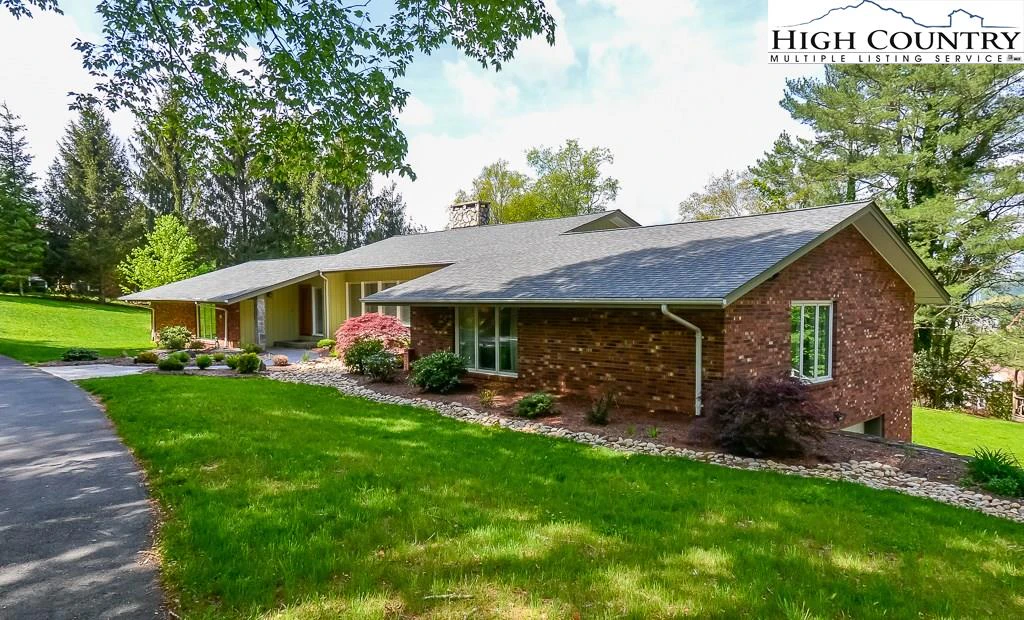 Image number 18 for the current listing