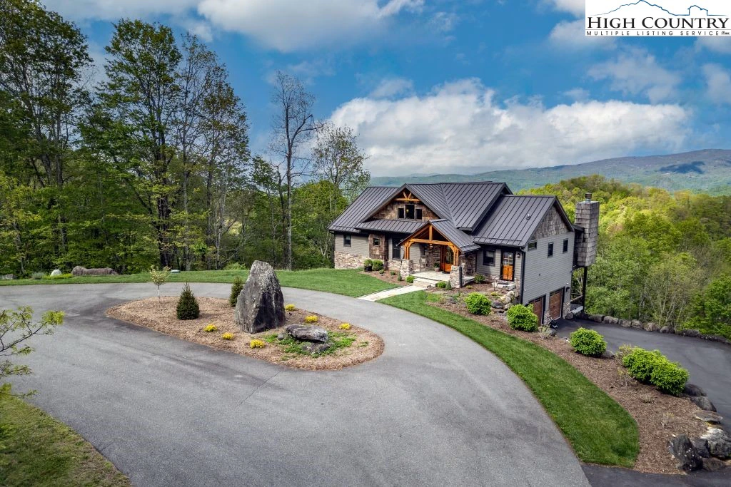Image number 2 for the current listing