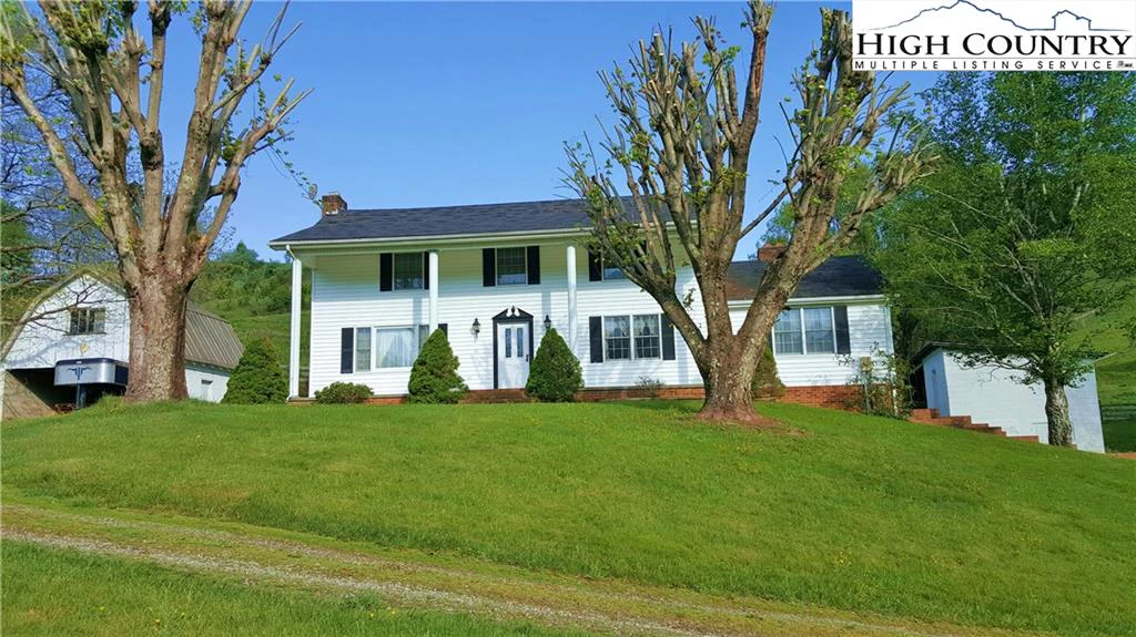 Image number 1 for the current listing