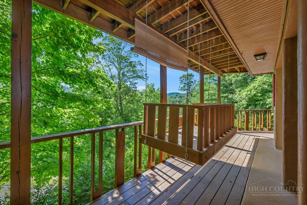 Image number 7 for the current listing