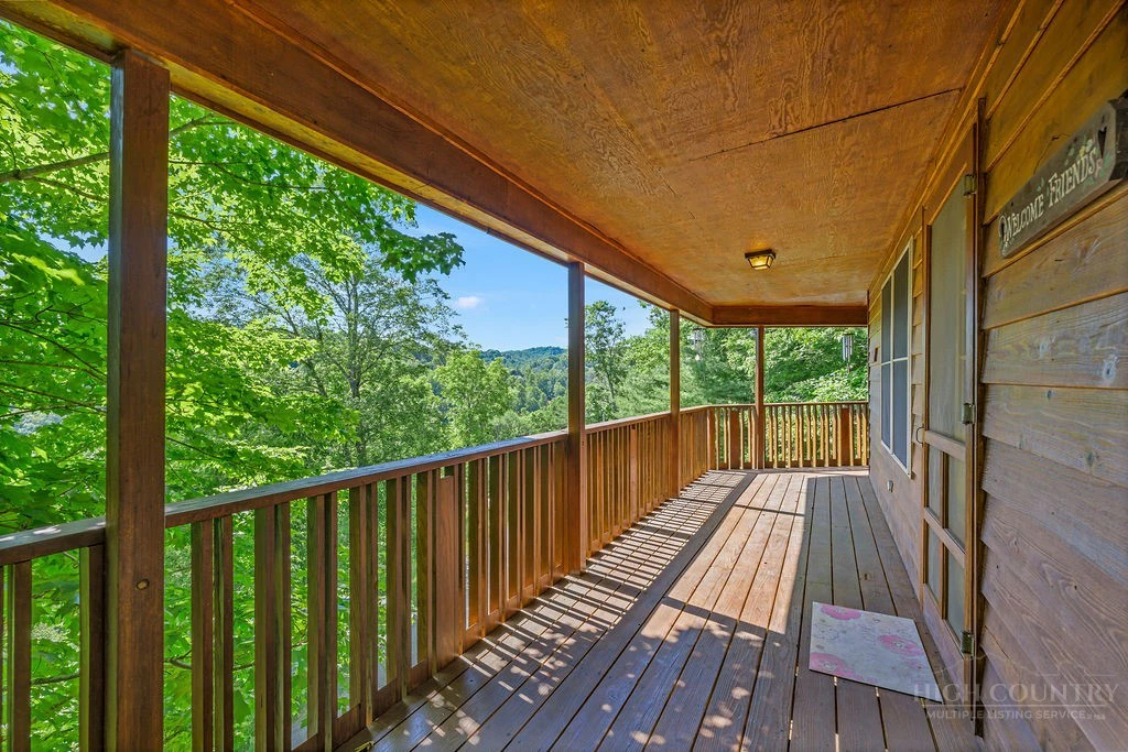 Image number 6 for the current listing