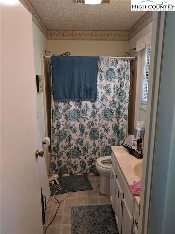 Image number 15 for the current listing