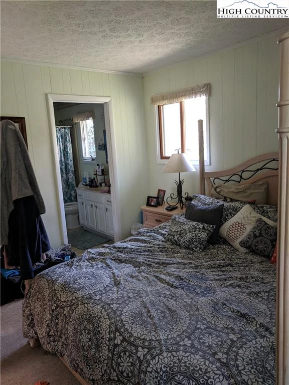 Image number 16 for the current listing