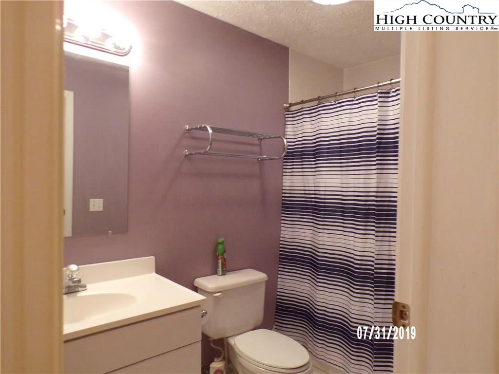 Image number 6 for the current listing