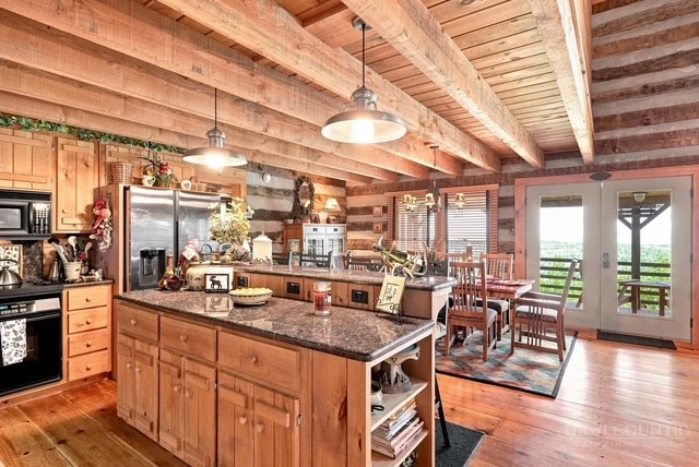 Image number 13 for the current listing