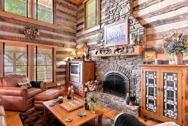 Image number 16 for the current listing