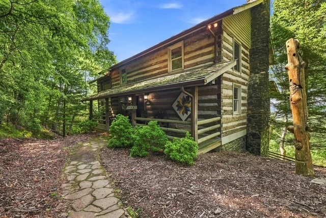 Image number 29 for the current listing