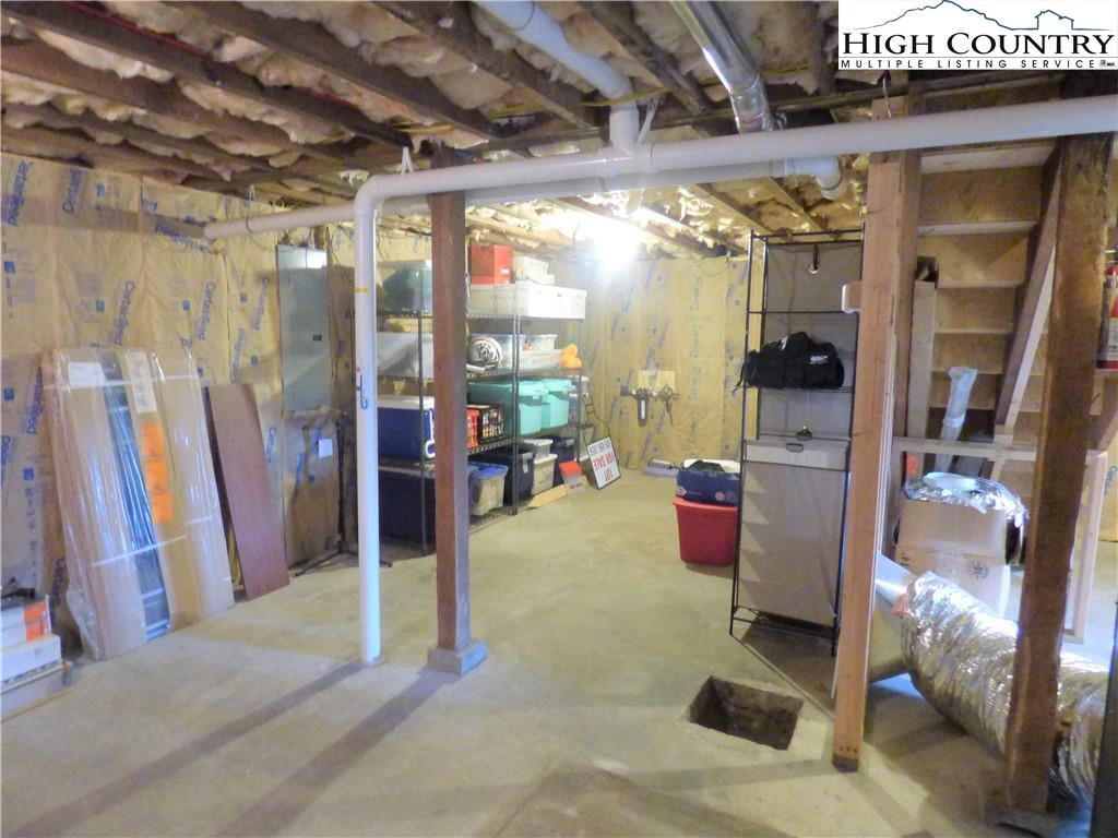 Image number 7 for the current listing