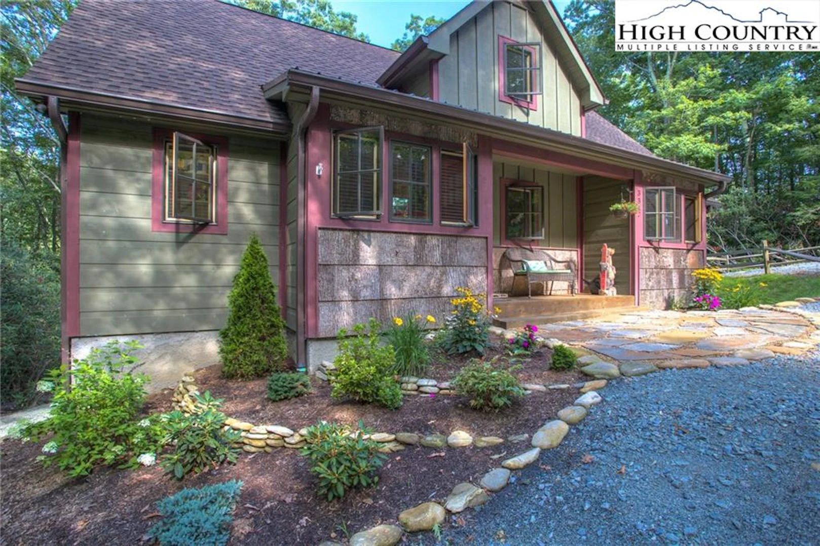 Image number 1 for the current listing