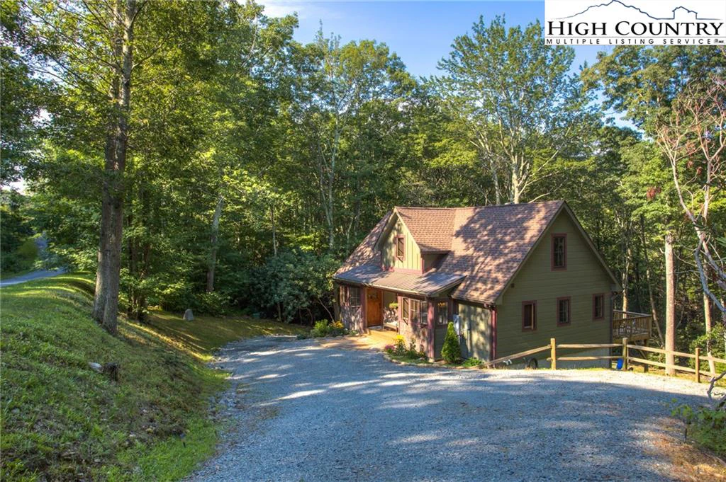 Image number 19 for the current listing