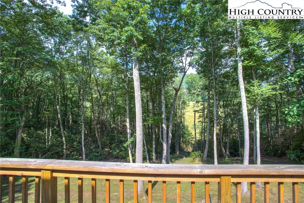 Image number 20 for the current listing