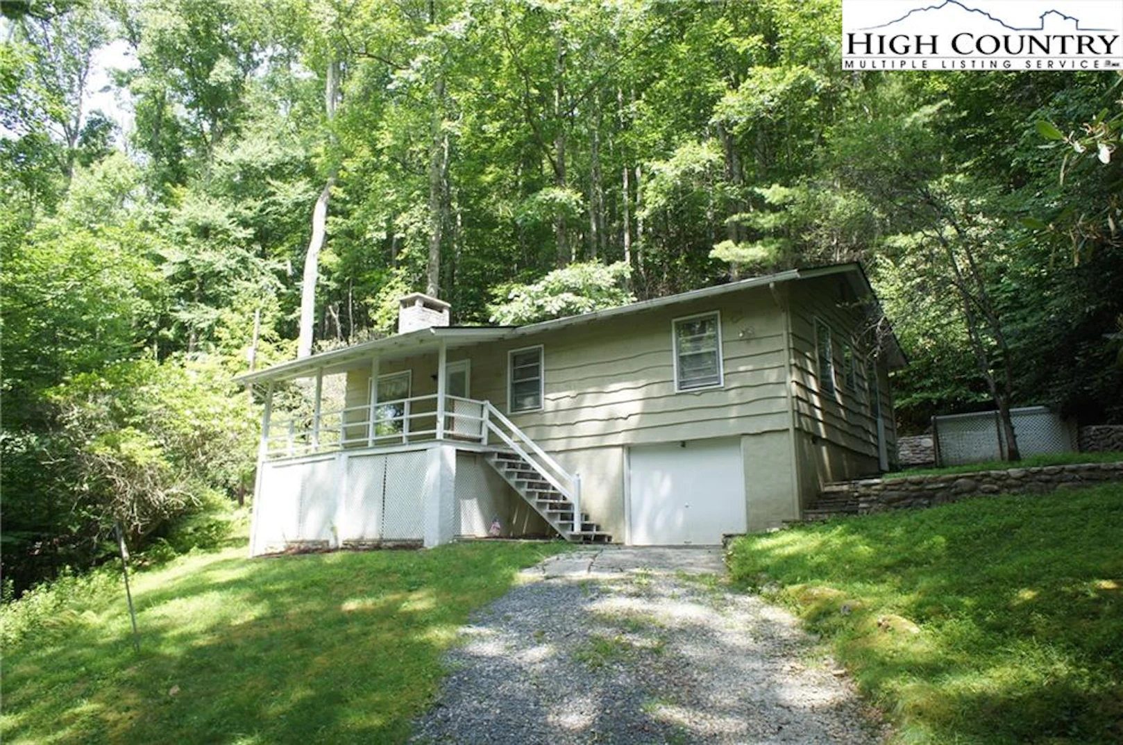 Image number 1 for the current listing